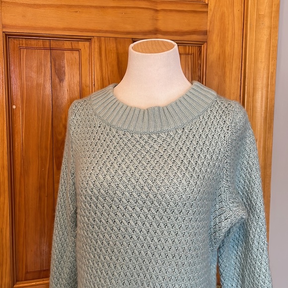 Talbots sweater - Picture 4 of 6